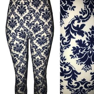 Super Soft Leggings Retro Ivory Wallpaper Design